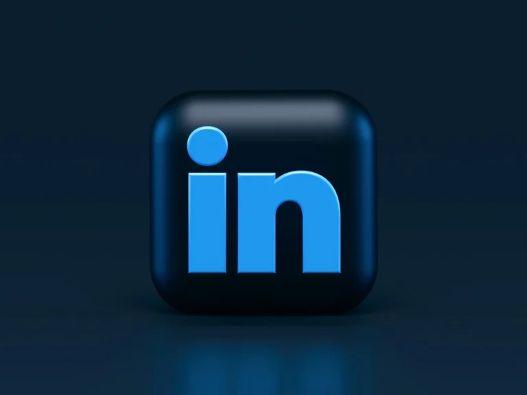 How to Edit Your LinkedIn Profile Without Alerting Connections